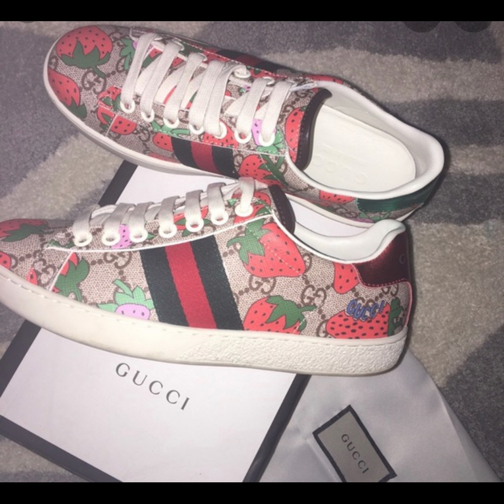 Women’s New Ace Sneaker Multicolor Strawberry 6.5